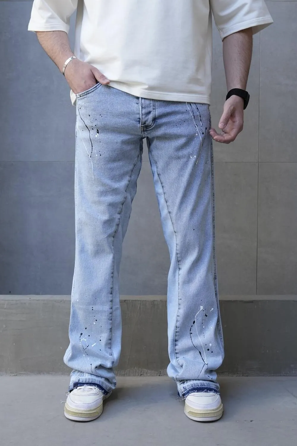 Flared jeans