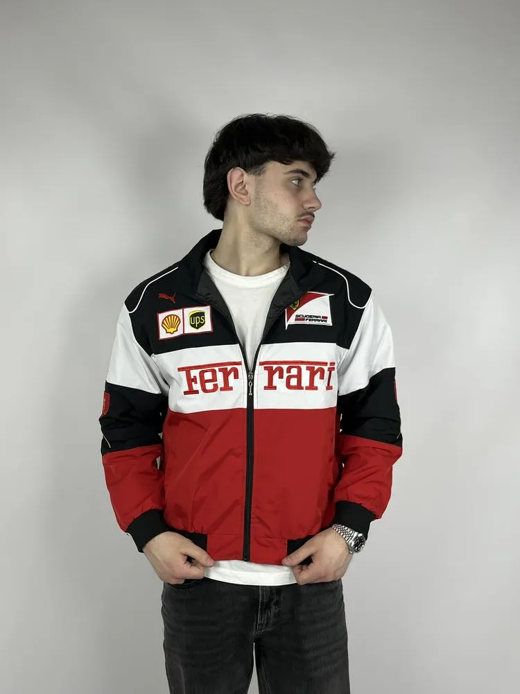 Бомбер Ferrari