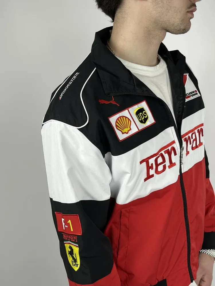Бомбер Ferrari