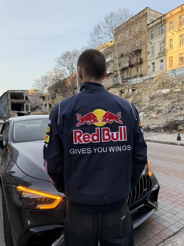 Бомбер RedBul