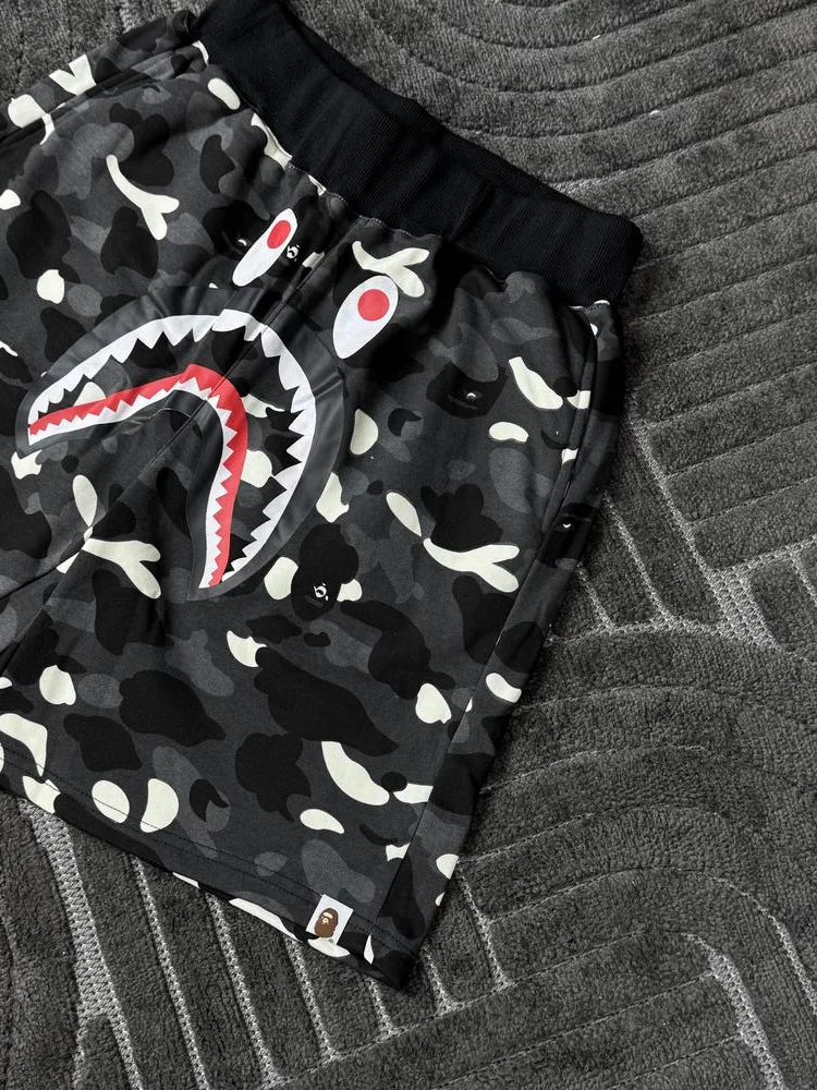 Шорти Bape Camo Shark